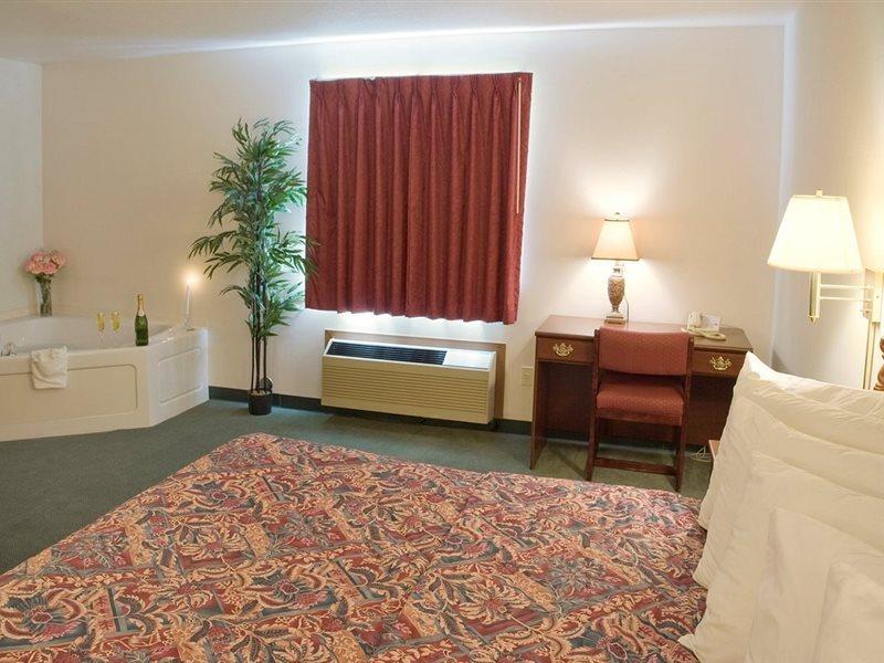 Americas Best Value Inn - Gaylord Dış mekan fotoğraf